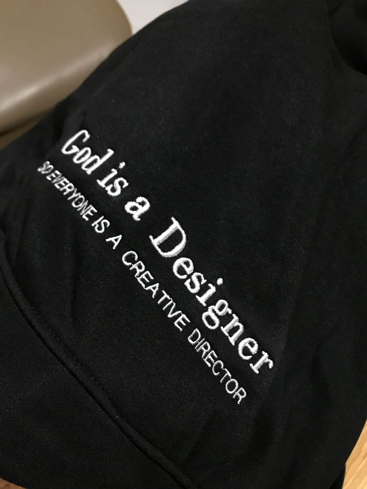 Ảnh thêu áo theo yêu cầu God is Designer